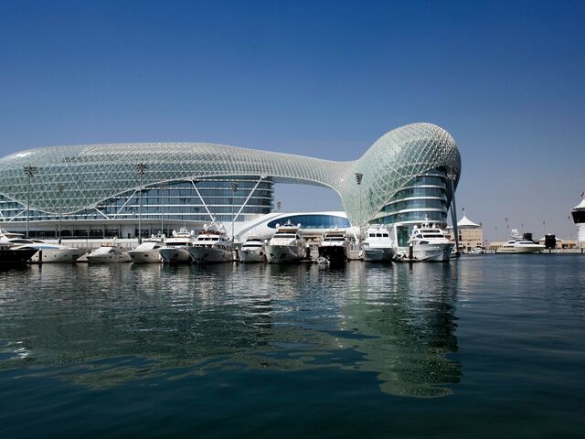 фото отеля W Abu Dhabi - Yas Island (ex. The Yas; Yas Viceroy) изображение №1