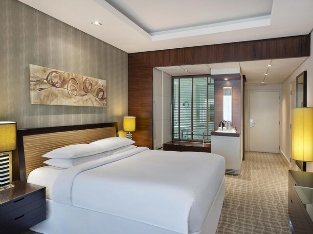 фото отеля Four Points by Sheraton Bur Dubai изображение №25