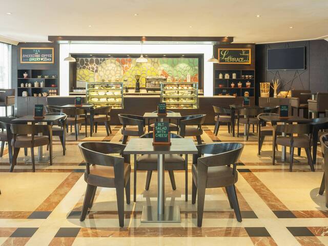 фото отеля Four Points by Sheraton Bur Dubai изображение №17