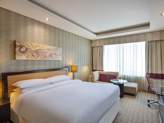 фотографии отеля Four Points by Sheraton Bur Dubai изображение №7