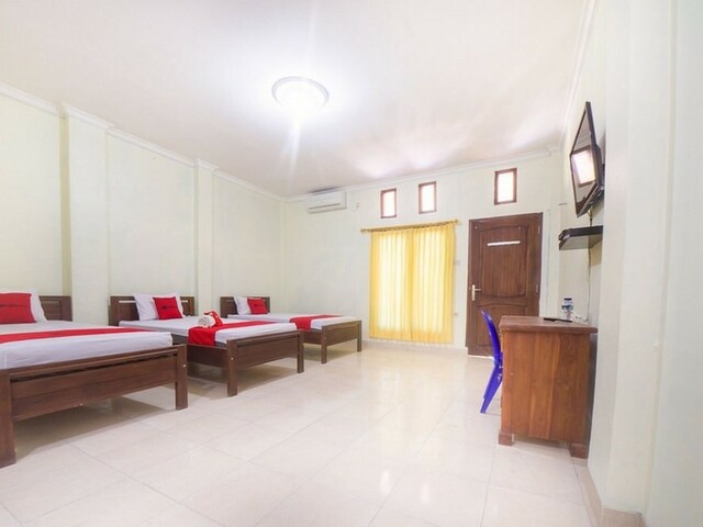 фото отеля RedDoorz Near Nusa Cendana University изображение №17