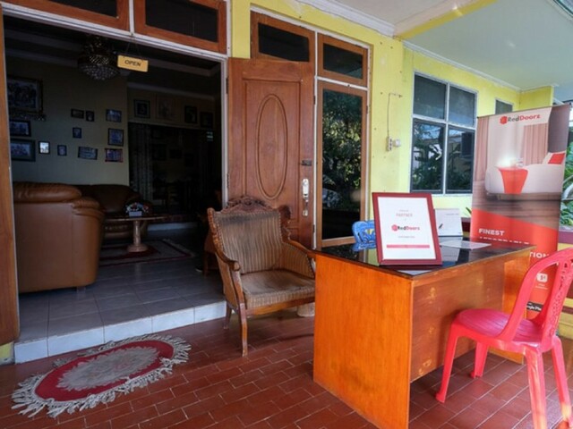 фотографии отеля RedDoorz Near Mangrove Forest Kupang изображение №19