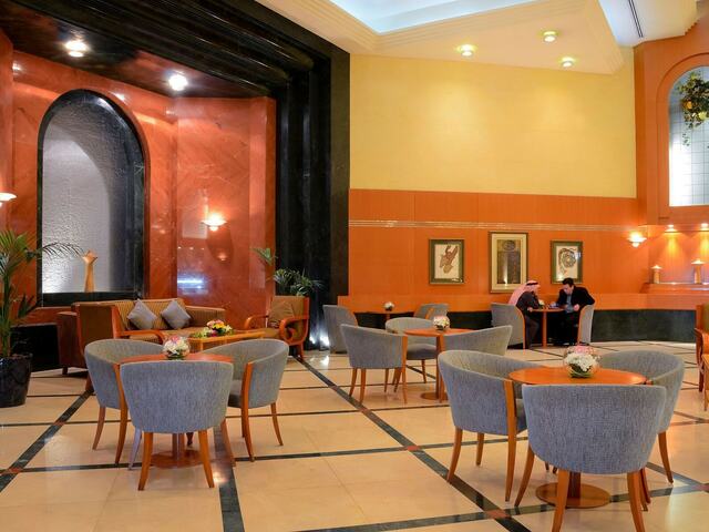 фото отеля Swiss Belhotel Sharjah (ех. Sharjah Rotana) изображение №5