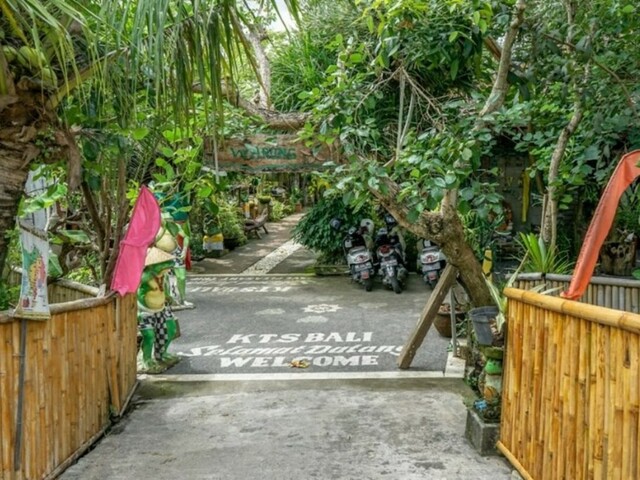 фото KTS Balinese Villas изображение №18