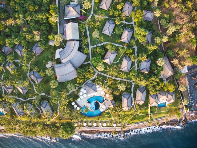 фото отеля Siddhartha Ocean Front Resort & Spa изображение №1