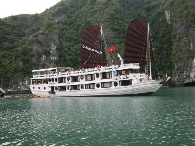 фото отеля Oriental Sails изображение №1