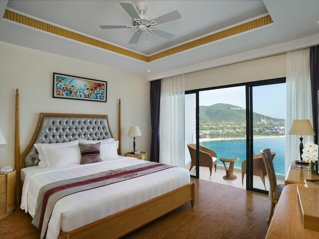 фото отеля Vinpearl Resort & Spa Nha Trang Bay (ex. Vinpearl Nha Trang Bay Resort & Villas; Vinpearl Premium Nha Trang Bay) изображение №17