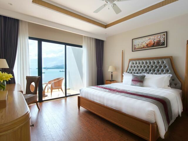 фото Vinpearl Resort & Spa Nha Trang Bay (ex. Vinpearl Nha Trang Bay Resort & Villas; Vinpearl Premium Nha Trang Bay) изображение №10