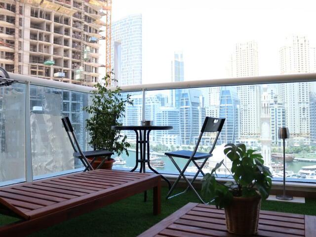 фото отеля Zapbed House 3 Bedroom Apartment In Dubai Marina изображение №17