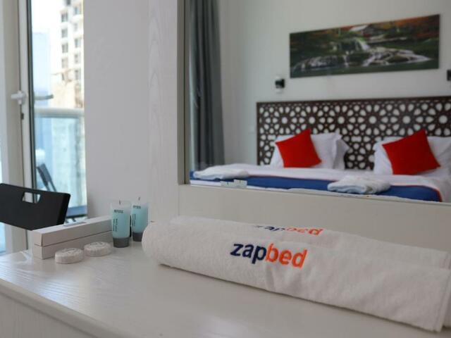 фотографии Zapbed House 3 Bedroom Apartment In Dubai Marina изображение №16