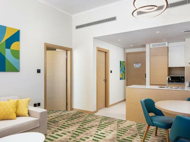 фото Holiday Inn & Suites Dubai Science Park, an IHG Hotel изображение №42