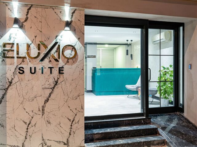 фотографии отеля Eluxio Suite изображение №31