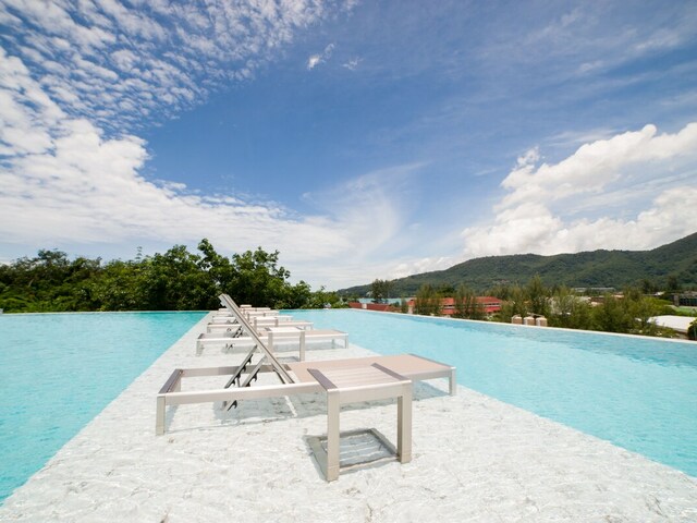 фото отеля Oceana Resort Phuket изображение №29