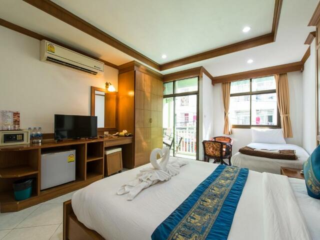 фотографии отеля Magnific Guesthouse Patong изображение №23
