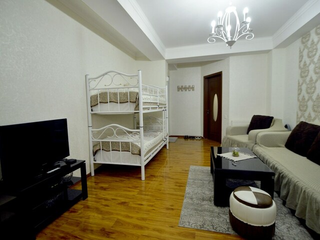 фотографии отеля В Пер. Вахтанга Котетишвили, 4, Кв. 3 (Apartment On Kotetishvili 4 Ap 3) изображение №7