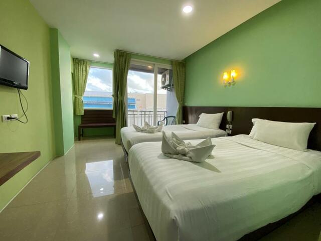 фото отеля 77 Patong Hotel & Spa изображение №37