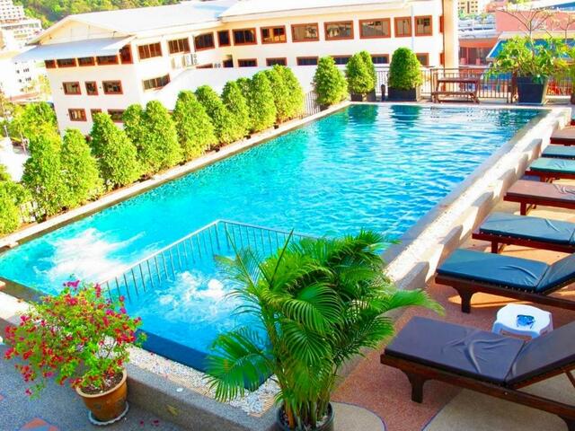 фото отеля 77 Patong Hotel & Spa изображение №21