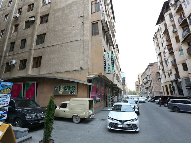 фото Avenue Yerevan (Авеню Ереван) изображение №6