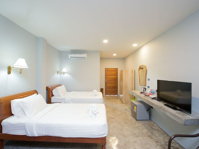 фото отеля Bora Bora Villa Phuket изображение №45