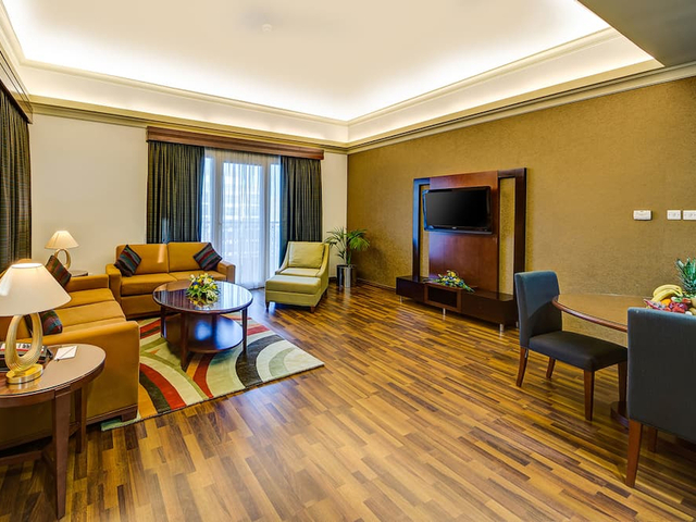 фото отеля Al Khoory Hotel Apartments Al Barsha изображение №5