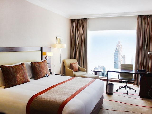 фото отеля Millennium Plaza Downtown (ex. Crowne Plaza Dubai Sheikh Zayed Road) изображение №17