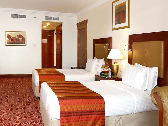 фото Holiday Inn Bur Dubai - Embassy District изображение №2