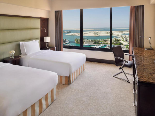 фото InterContinental Abu Dhabi изображение №10