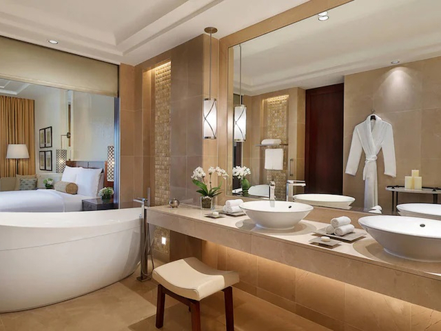 фото отеля The Ritz-Carlton Dubai изображение №5