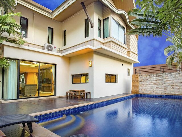фото отеля Natcha Pool Villa Pattaya изображение №1