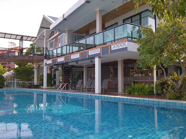фото отеля The Tamnan Pattaya Hotel & Resort изображение №1