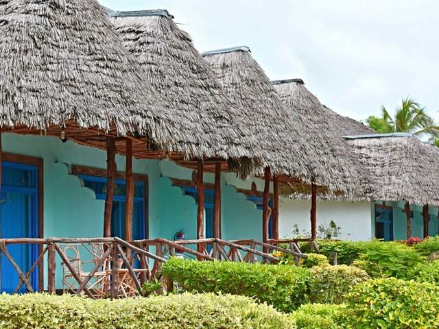 фотографии отеля Coconut Tree Village Beach Resort изображение №7