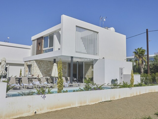 фото New 5 Bedroom Villa With Pool In The Center of Ayia Napa Kube 4 изображение №14
