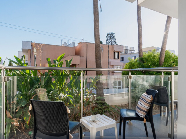 фотографии отеля Sanders Rio Gardens - Adorable 1-bedroom Apartment With Shared Pool & Balcony изображение №11
