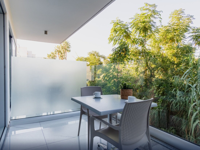 фото Sanders Rio Gardens - Adorable Studio With Shared Pool And Balcony изображение №2