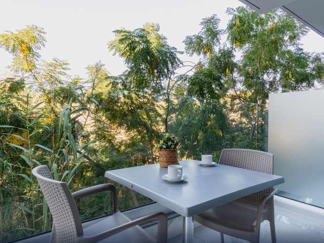 фото Sanders Rio Gardens - Charming Studio With Shared Pool & Balcony изображение №2