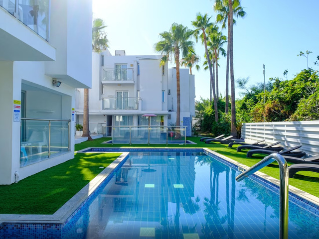 фотографии отеля Sanders Rio Gardens - Charming Studio With Shared Pool And Balcony изображение №27
