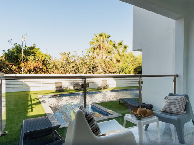фото отеля Sanders Rio Gardens - Compact Studio With Shared Pool And Terrace изображение №13