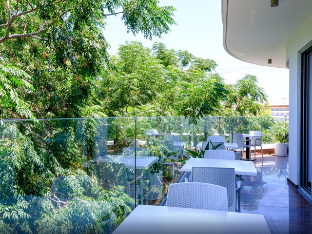 фотографии отеля Sanders Rio Gardens - Cute Studio With Shared Pool And Balcony изображение №7