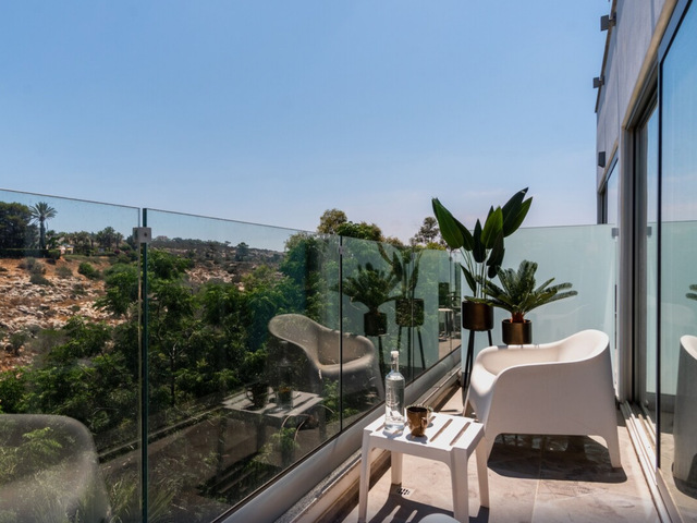 фото отеля Sanders Rio Gardens - Dreamy Studio With Shared Pool And Balcony изображение №13