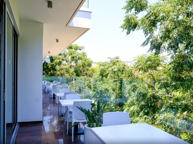 фотографии Sanders Rio Gardens - Homely 1-bedroom Apartment With Shared Pool And Balcony изображение №8