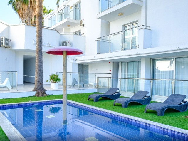 фото Sanders Rio Gardens - Inviting 1-bedroom Apartment With Shared Pool And Balcony изображение №2