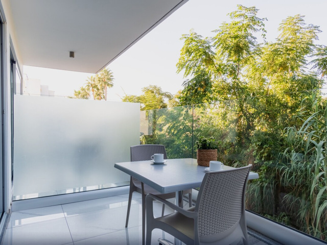 фотографии Sanders Rio Gardens - Lovely Studio With Shared Pool And Balcony изображение №16
