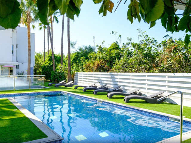 фотографии отеля Sanders Rio Gardens - Precious 1-bedroom Apartment With Shared Pool & Balcony изображение №7