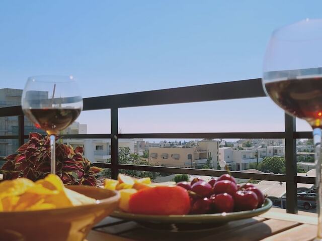 фото отеля Paphos Elegance Apartment By STAY BnB изображение №13