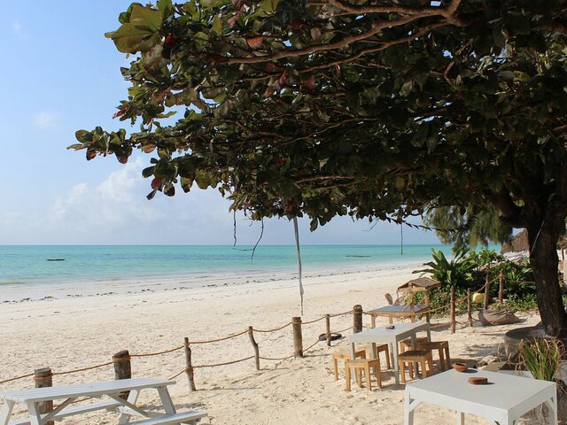 фотографии Mr. Kahawa Waterfront Suites (ex. The Waterfront Zanzibar Beach Hotel) изображение №16
