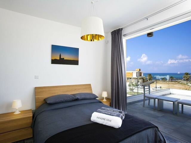 фото отеля Paradise Cove Luxurious Beach Villas Turquoise 2 Bedroom Villa изображение №13
