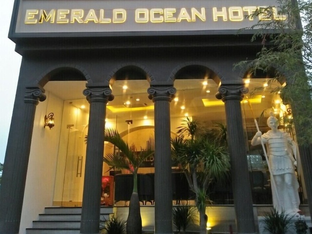 фото отеля Emerald Ocean  изображение №1