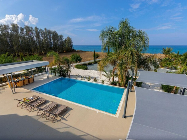 фотографии Eastmed Villas Paphos Limni Beach Villa Beachfront Four Bedroom Luxury Villa изображение №32