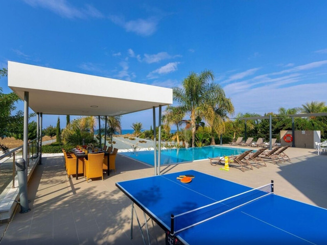 фото Eastmed Villas Paphos Limni Beach Villa Beachfront Four Bedroom Luxury Villa изображение №2