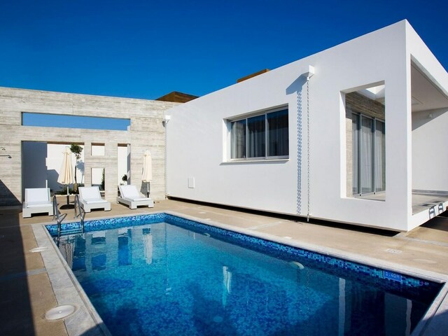 фотографии отеля Paradise Cove Luxurious Beach Villas Cerulean 1 Bedroom Villa изображение №19